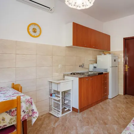 Beachfront Cozy Krk With Balcony - One Bedroom With Balcony Krk Town