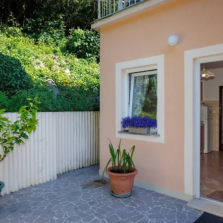 Beachfront Cozy Krk With Balcony - One Bedroom With Balcony