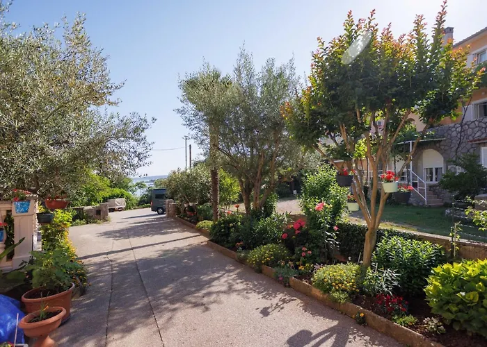 Beachfront Cozy Krk With Balcony - One Bedroom With Balcony *